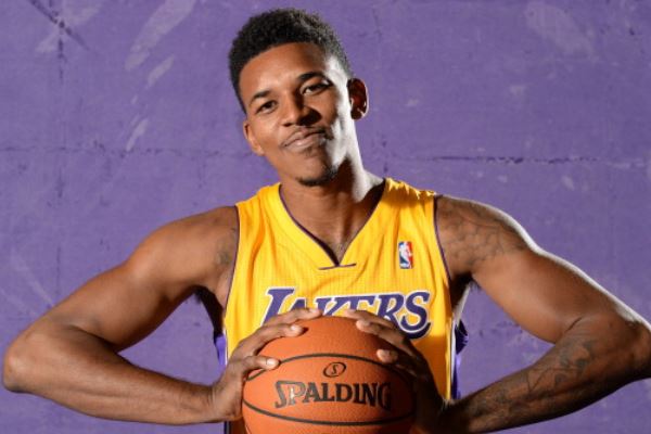 特鲁姆普再 特鲁姆普再