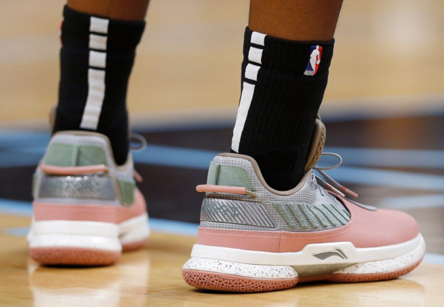 中在两点 中在两点